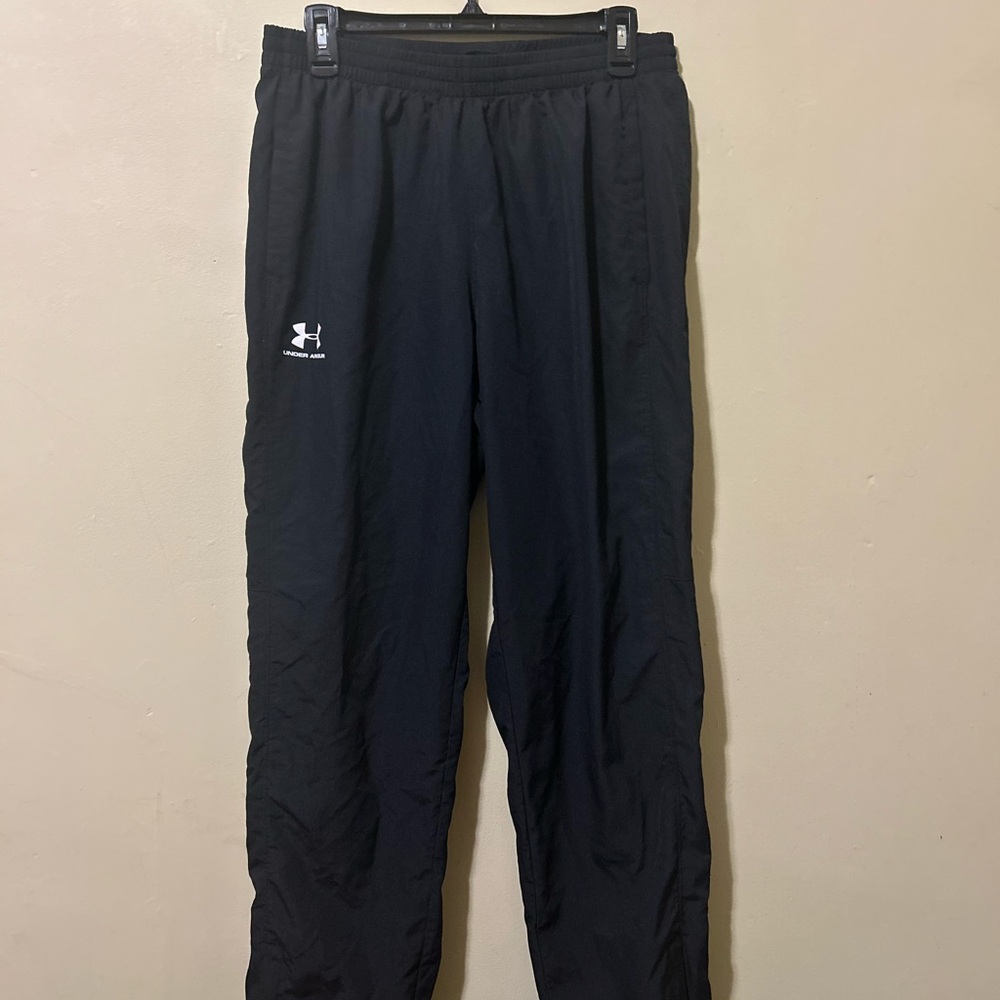 Under Armour Men's Black Cargo Pants | Size Large | Quality Silk | NEW
